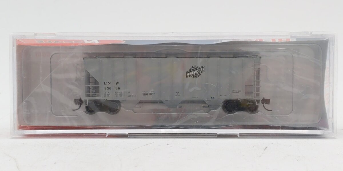 BLMA Models 11030 N C&NW PS-4000 Covered Hopper #95639