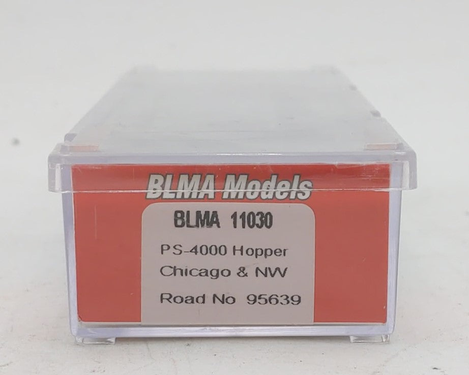 BLMA Models 11030 N C&NW PS-4000 Covered Hopper #95639