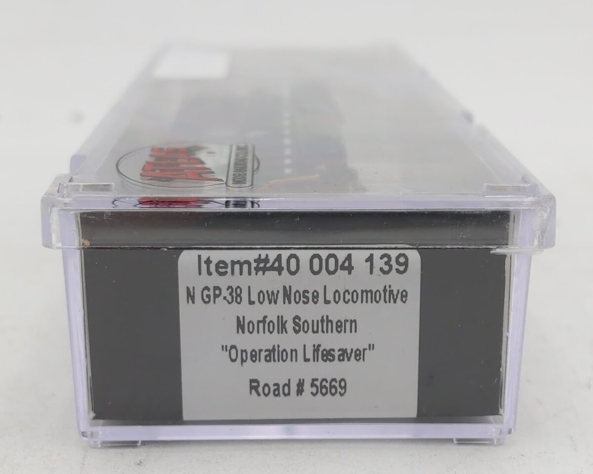 Atlas 40004139 N Norfolk Southern GP38 Diesel Locomotive with DCC & Sound #5669