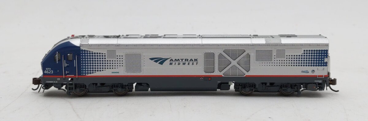 Bachmann 67951 N Amtrak Midwest Siemens SC-44 Charger #4623 with DCC & Sound