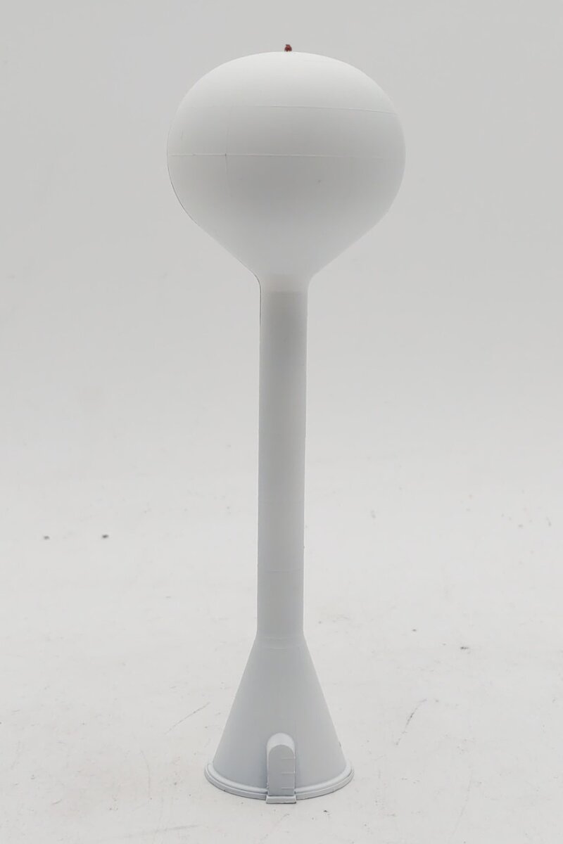 Walthers 933-3831 N Assembled Modern Water Tower