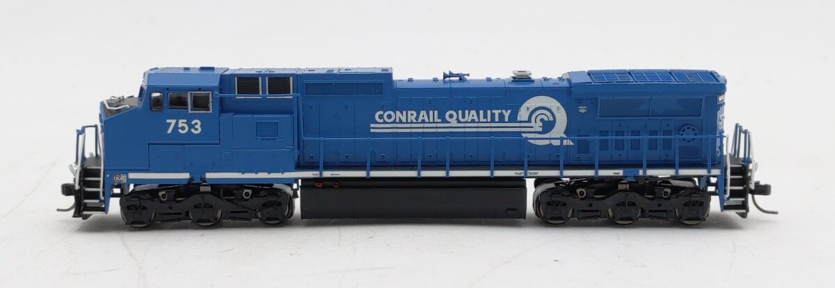 Atlas 40004206 N Scale Conrail Quality Dash 8-40CW Diesel Locomotive #753