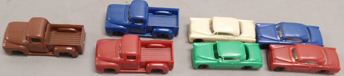 Life-Like THUNDERING RAILS 433-9102 HO Scale Electric Train Set 175 Pieces EX/Box
