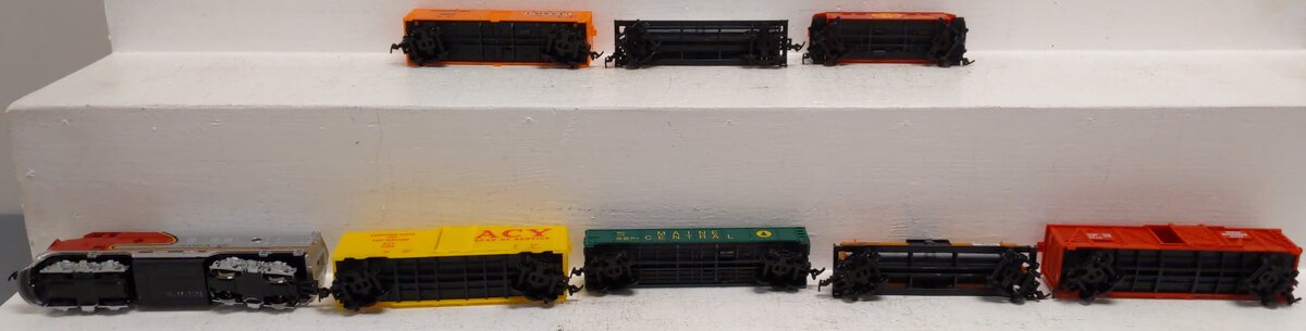 Life-Like THUNDERING RAILS 433-9102 HO Scale Electric Train Set 175 Pieces EX/Box