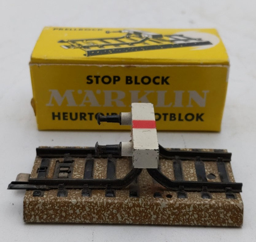 Marklin 7190 HO Track Bumper (Buffer Stop)