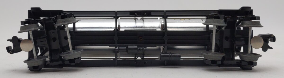 Lionel 6-9154 O Gauge Borden Plated Tank Car LN/Box