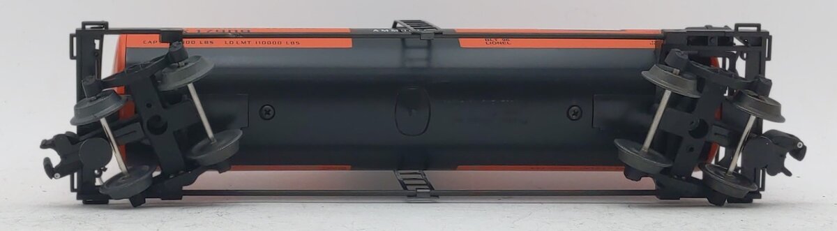 Lionel 6-17909 O Gauge Hooker Chemicals Unibody Tank Car LN/Box