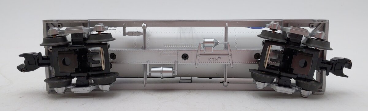 MTH 30-73365 NASA 3 Dome Tank Car