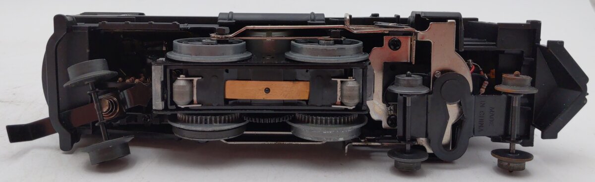 Lionel 6-8214 PRR 2-4-2 Steam Locomotive & Tender LN/Box