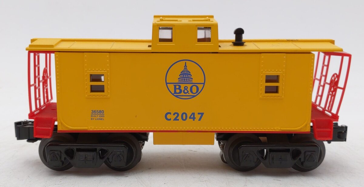 Lionel 6-36580 O Gauge Baltimore & Ohio Lighted Caboose #C2047
