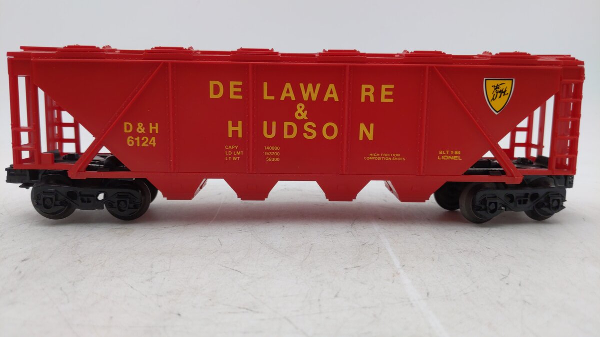 Lionel 6-6124 O Gauge Delaware & Hudson Covered Hopper #6124 NIB