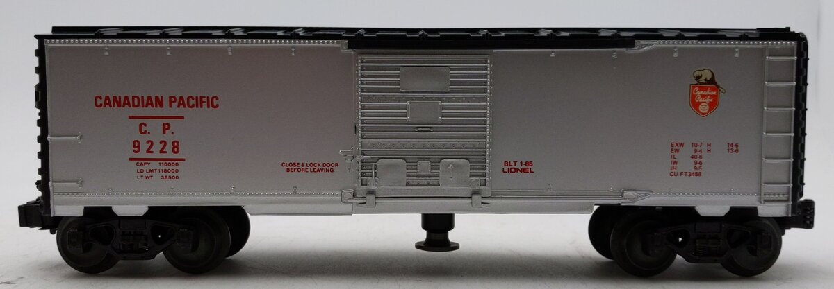 Lionel 6-9228 O Gauge Canadian Pacific Operating Boxcar #9228 LN/Box