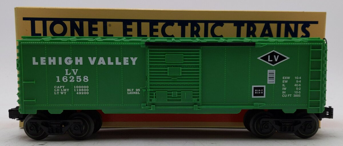 Lionel 6-16258 O Gauge Lehigh Valley Boxcar EX/Box