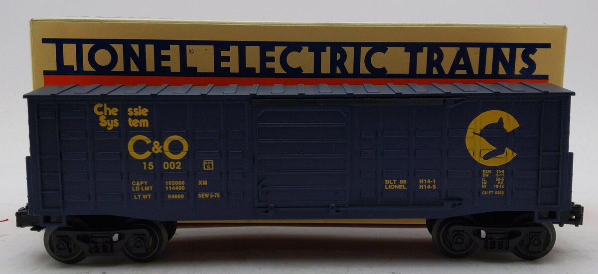 Lionel 6-15002 O Gauge Chessie System Chesapeake & Ohio Waffle Sided Boxcar