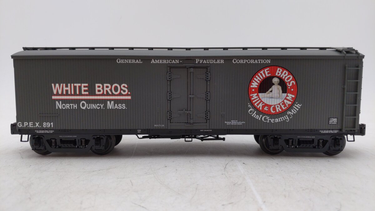 Lionel 6-17340 O Gauge White Brothers Milk Refrigerator Car #891 NIB
