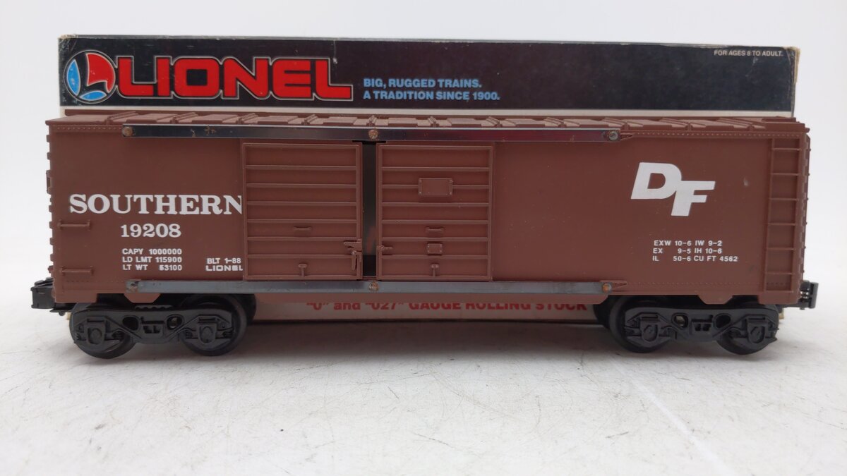 Lionel 6-19208 O Gauge Southern Double Door Boxcar EX/Box