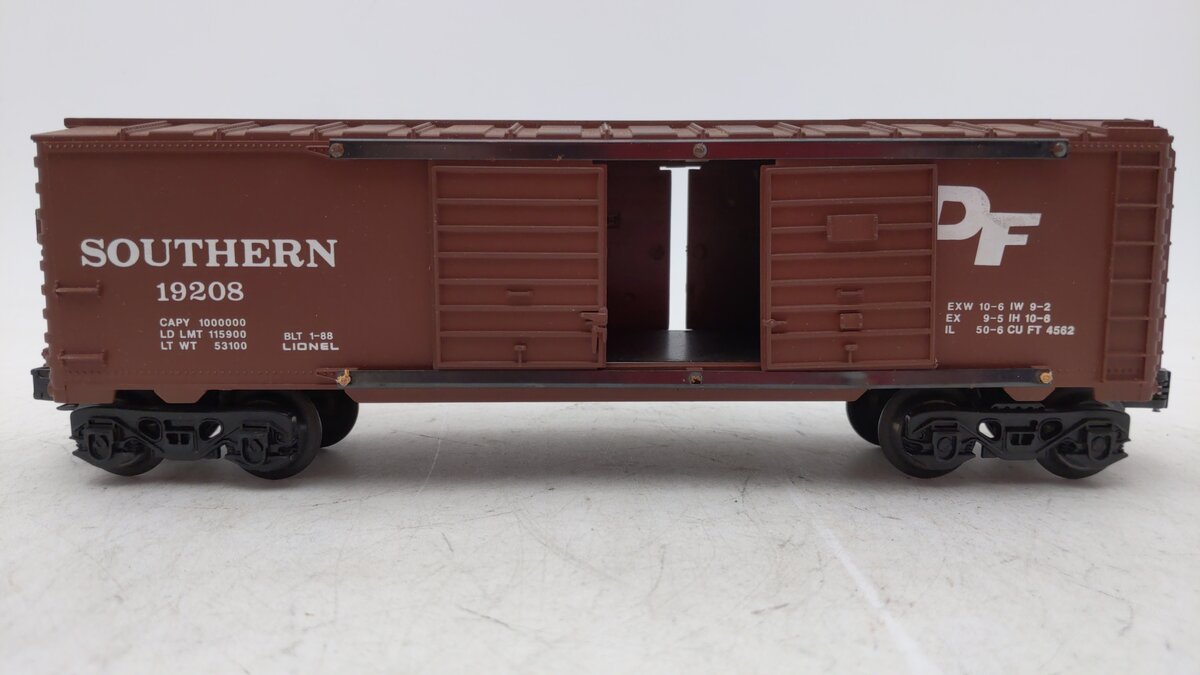 Lionel 6-19208 O Gauge Southern Double Door Boxcar EX/Box