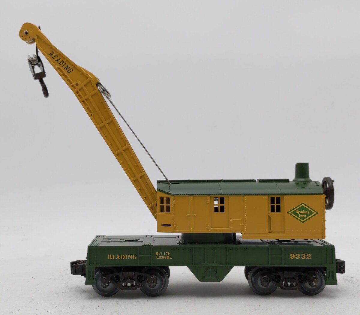 Lionel 6-9332 O Gauge Reading 8 Wheel Crane Car