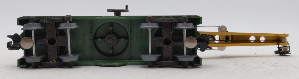 Lionel 6-9332 O Gauge Reading 8 Wheel Crane Car