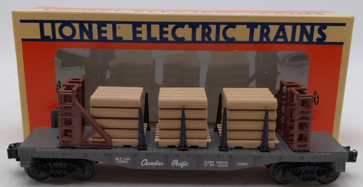 Lionel 6-16903 O Gauge Canadian Pacific Flatcar with Wood Load EX/Box