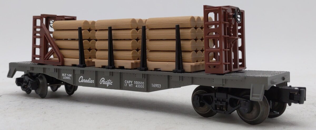 Lionel 6-16903 O Gauge Canadian Pacific Flatcar with Wood Load EX/Box