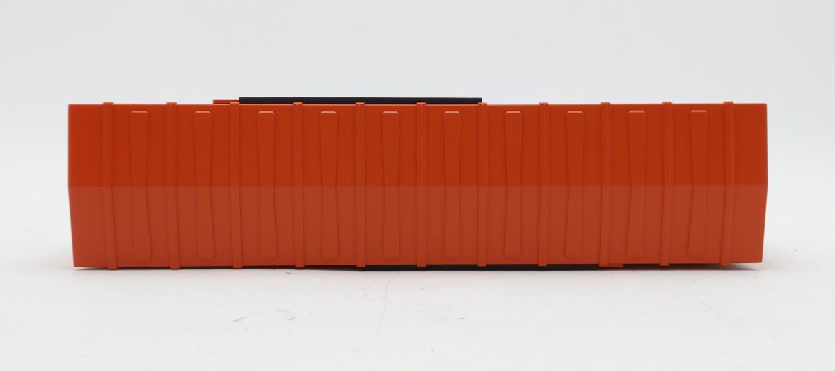 Lionel 6-15020 New Haven Waffle Side Boxcar