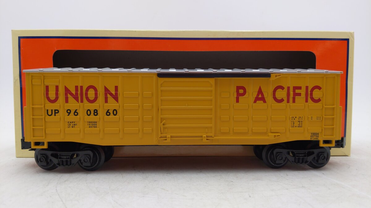 Lionel 6-15024 Union Pacific Waffle Boxcar LN/Box