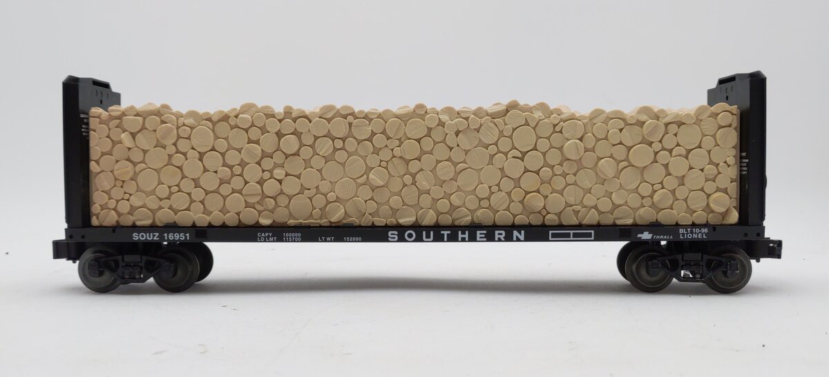 Lionel 6-16951 O Gauge 9823 Southern Bulkhead Flat Car w/ Simulated Wood Load