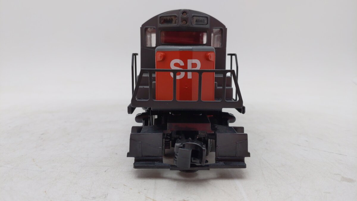 Lionel 6-18831 O Gauge Southern Pacific GP-20 Diesel Locomotive #4060 LN/Box