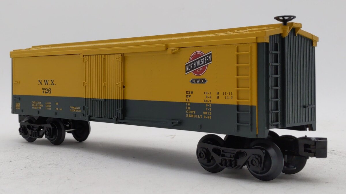 Lionel 6-15054 O Gauge C&NW Wood-Sided Reefer