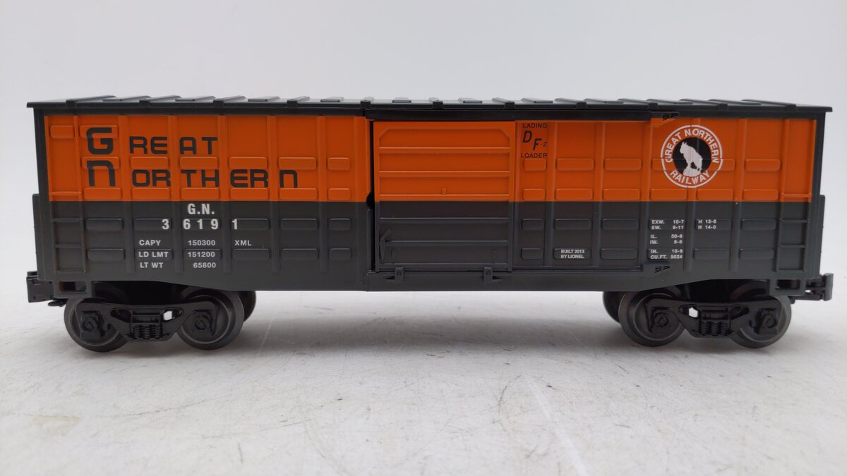 Lionel 6-36191 O Gauge Great Northern Waffle-Side Boxcar