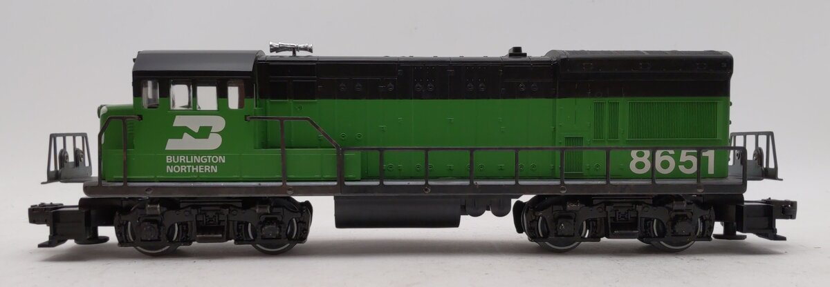 Lionel 6-8651 O Burlington Northern U36B Dummy Diesel Locomotive NIB