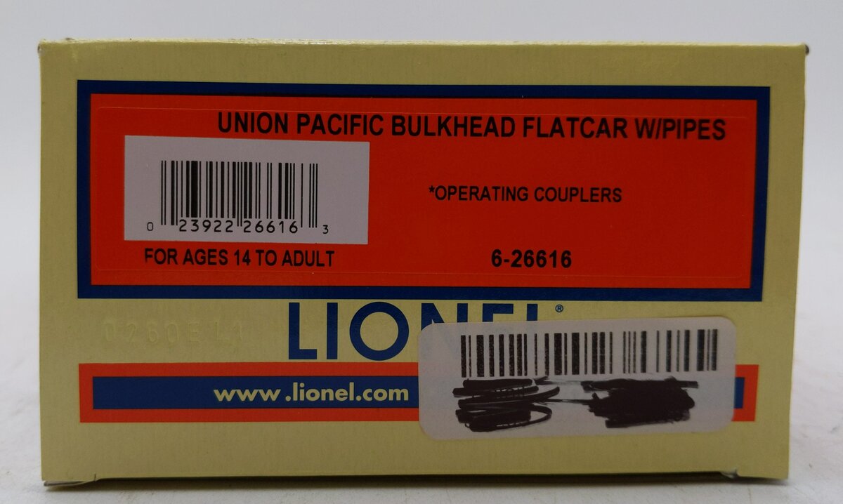 Lionel 6-26616 O Gauge Union Pacific Bulkhead Flatcar with Pipes