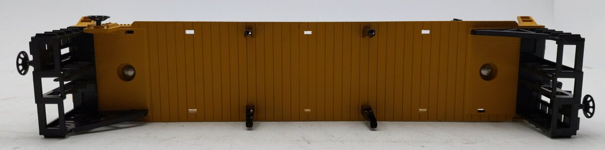 Lionel 6-26616 O Gauge Union Pacific Bulkhead Flatcar with Pipes