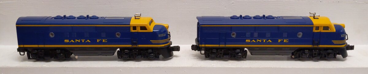 Lionel 6-18117 O Gauge Santa Fe Blue/Yellow F3 AA Diesel Set LN/Box