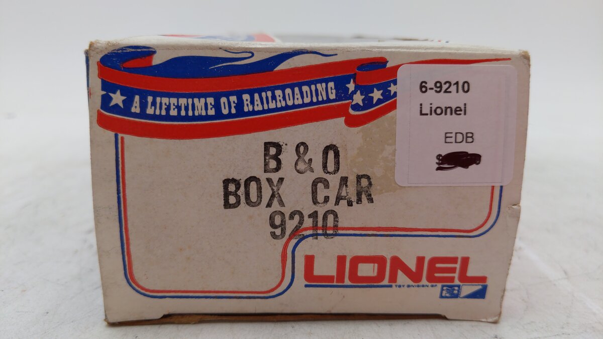 Lionel 6-9210 O Gauge Baltimore & Ohio Automobile Boxcar LN/Box