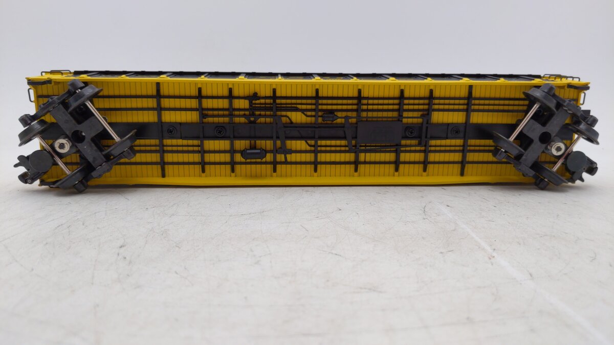 K-Line K652-8011 O Gauge Railgon Classic Gondola with Junk Load #340036 LN/Box
