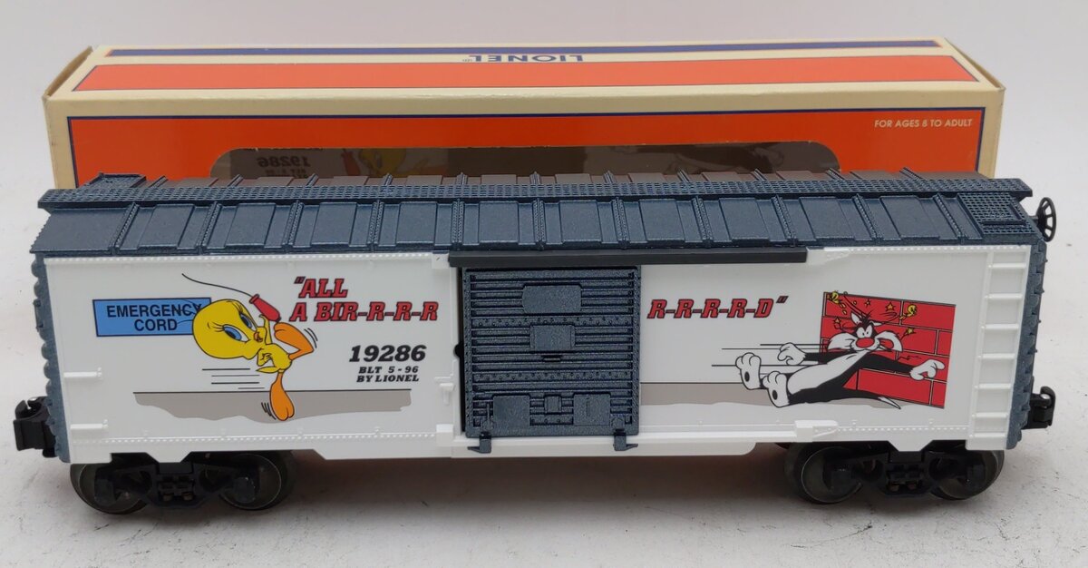Lionel 6-19286 O Gauge Warner Bros. Sylvester & Tweety "All Abirrrd" Boxcar LN/Box