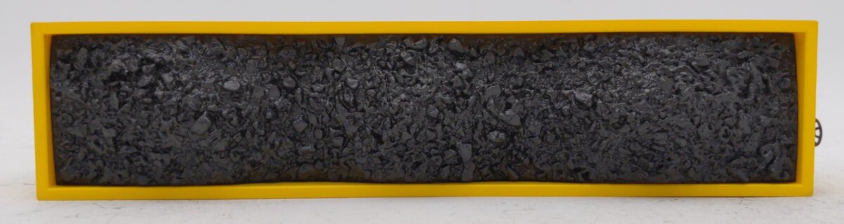Lionel 6-17114 O Gauge Peabody 3-Bay Hopper with Coal Load