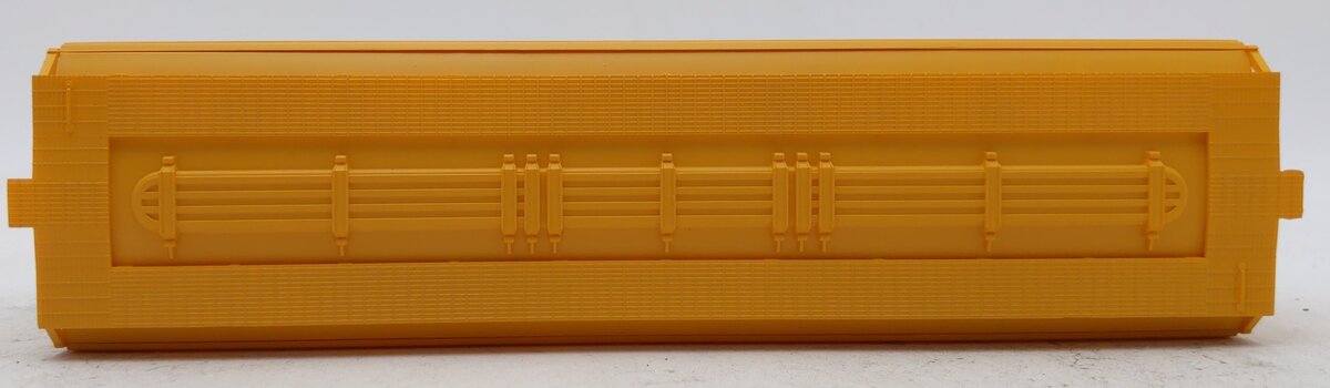 Lionel 6-17105 O Gauge Chesapeake & Ohio ACF 3-Bay Covered Hopper LN/Box