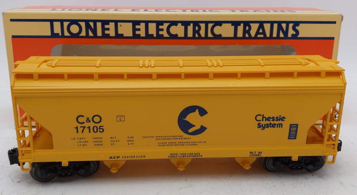Lionel 6-17105 O Gauge Chesapeake & Ohio ACF 3-Bay Covered Hopper LN/Box