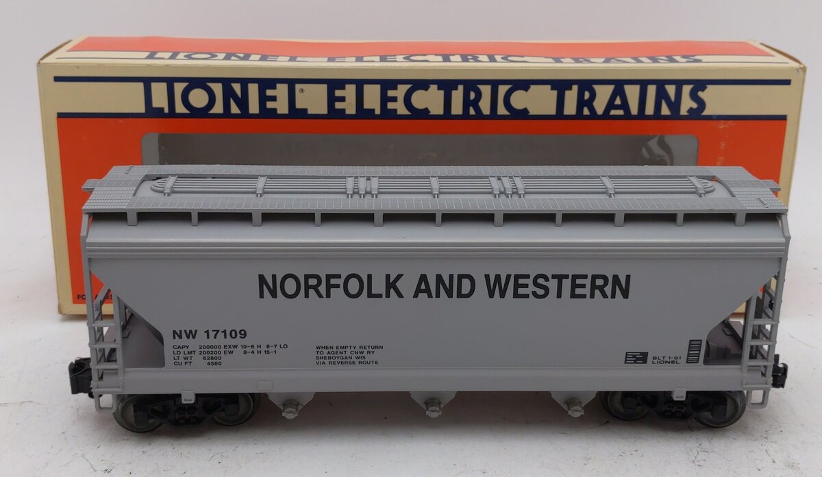 Lionel 6-17109 O Gauge Norfolk & Western Centerflow 3-Bay Hopper #17109 LN/Box