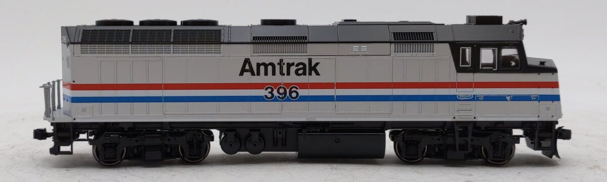 Kato 37-6582 HO Scale Amtrak F40PH Diesel Locomotive #396