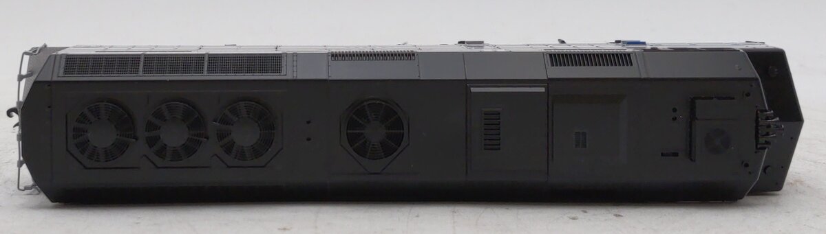 Kato 37-6582 HO Scale Amtrak F40PH Diesel Locomotive #396