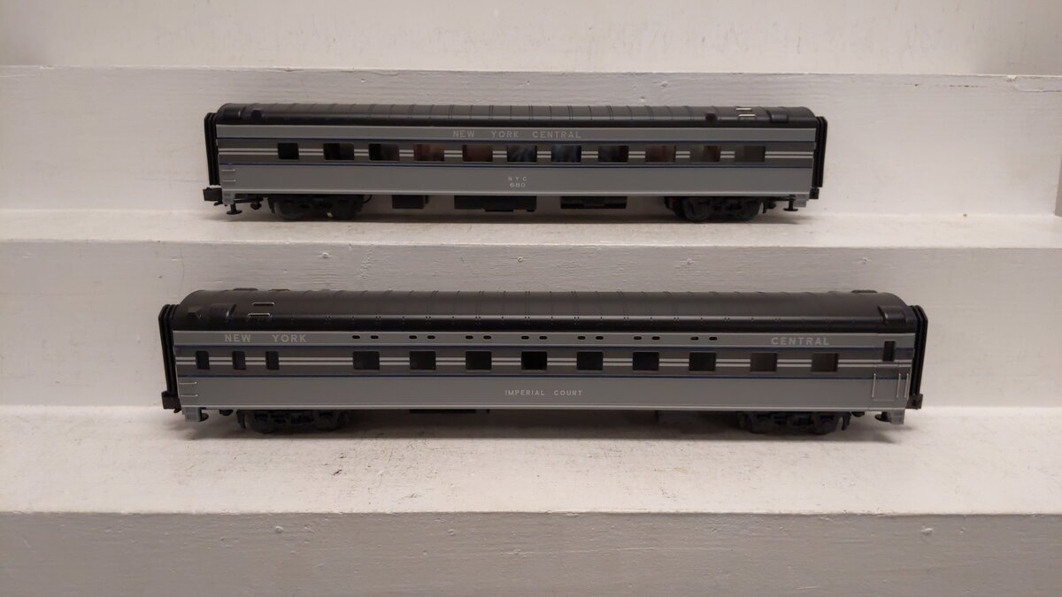 MTH 20-6654 O NYC 70' Streamlined Sleeper/Diner Passenger Car Set (Set of 2) LN/Box