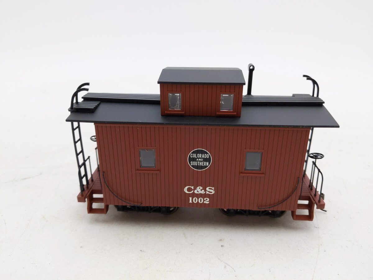 Bachmann 27723 On30 Colorado & Southern 8-Wheel Bobber Caboose #1002 w/Lights LN/Box