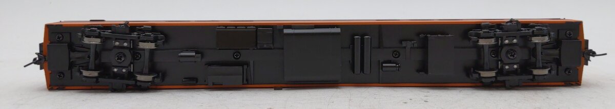 Walthers 932-9204 HO MILW 1955 Twin Cities Hiawatha 26-Seat Tap Lounge Car LN/Box