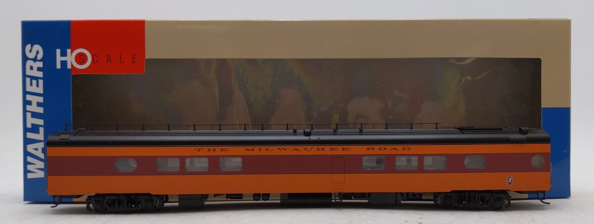 Walthers 932-9204 HO MILW 1955 Twin Cities Hiawatha 26-Seat Tap Lounge Car LN/Box