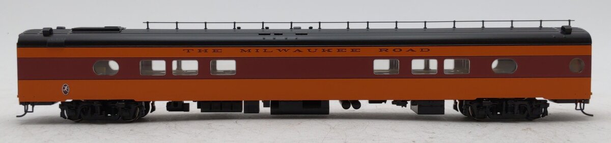 Walthers 932-9204 HO MILW 1955 Twin Cities Hiawatha 26-Seat Tap Lounge Car LN/Box