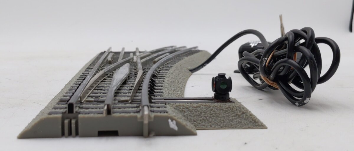 Lionel 6-12049 O72 Right Hand Remote-Control FasTrack Switch Turnout